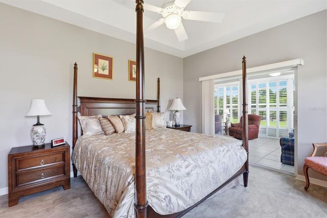 6042 LANDINGS BOULEVARD, Lady Lake, FL 32159