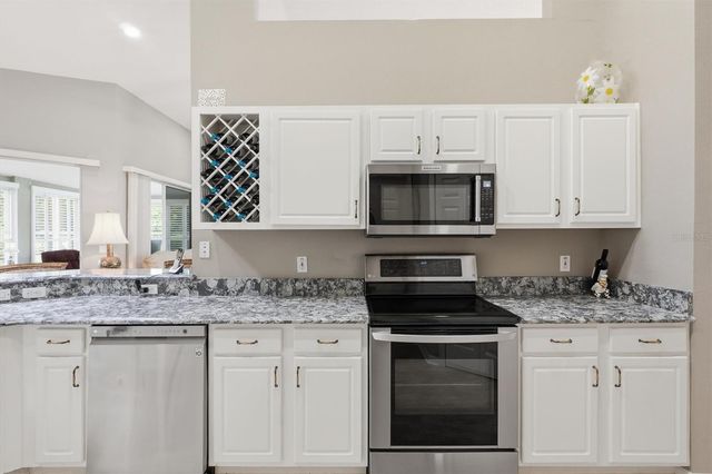 6042 LANDINGS BOULEVARD, Lady Lake, FL 32159