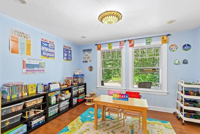 44 Granite St, Medway, MA 02053