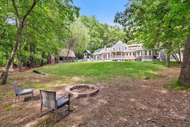 44 Granite St, Medway, MA 02053