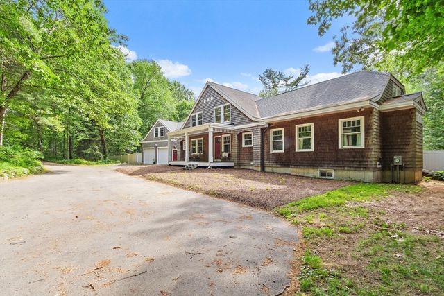 44 Granite St, Medway, MA 02053