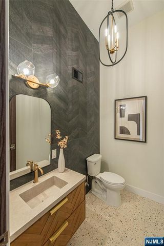 98 Haddenfield Road, Clifton, NJ 07013