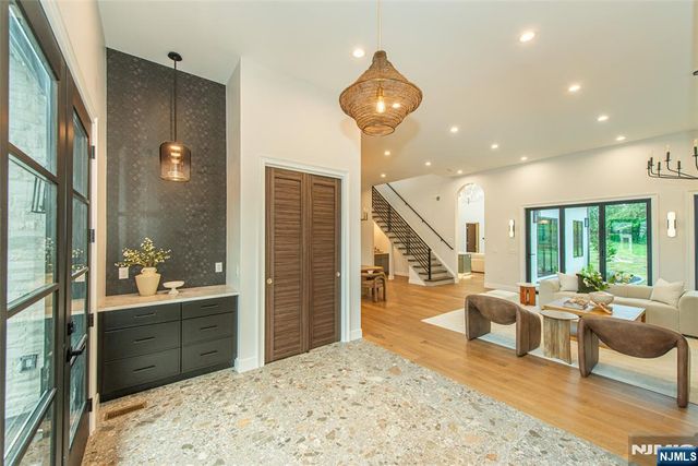 98 Haddenfield Road, Clifton, NJ 07013