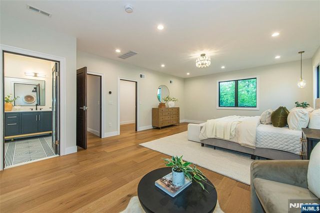 98 Haddenfield Road, Clifton, NJ 07013