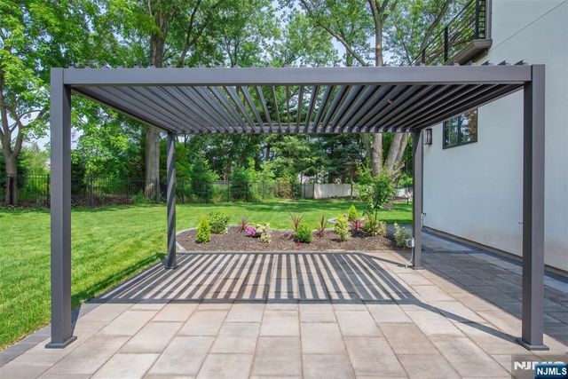 98 Haddenfield Road, Clifton, NJ 07013