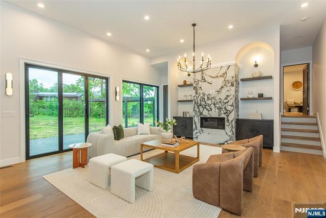 98 Haddenfield Road, Clifton, NJ 07013