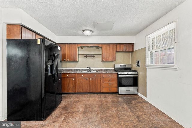 306 COLLINGDALE AVE, Darby, PA 19023