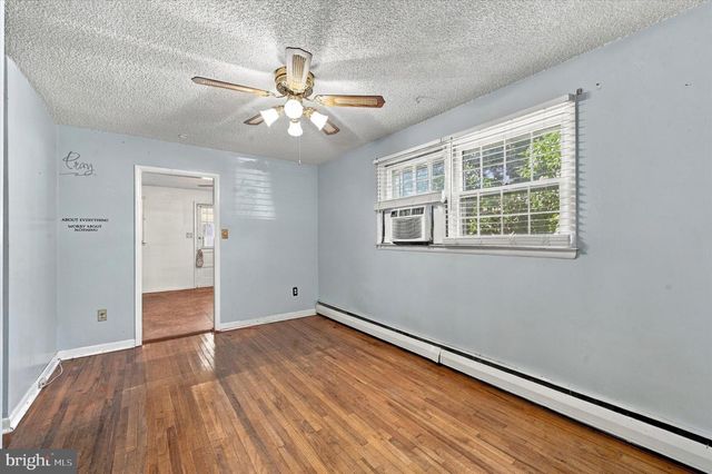 306 COLLINGDALE AVE, Darby, PA 19023