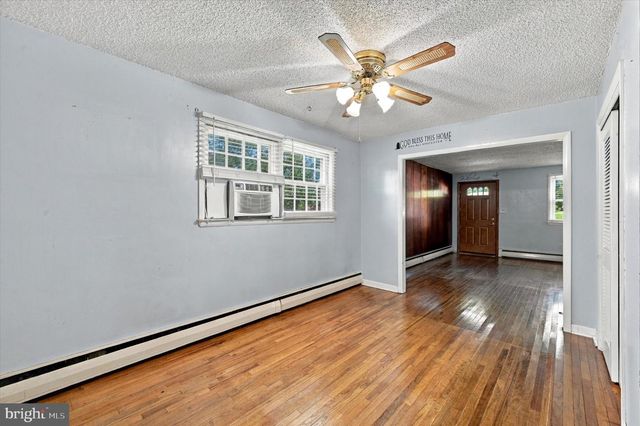 306 COLLINGDALE AVE, Darby, PA 19023