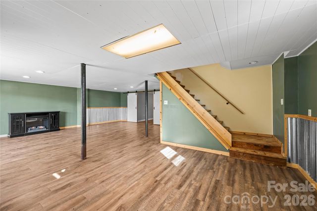 882 Queentown Road, Canton, NC 28716