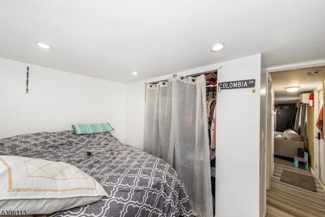 39 Helen Drive, Moonachie Boro, NJ 07074