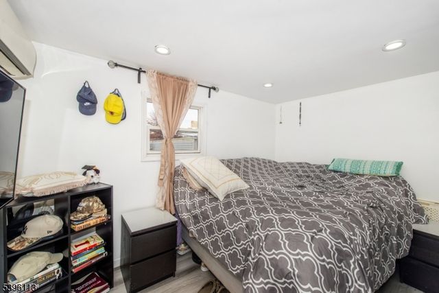 39 Helen Drive, Moonachie Boro, NJ 07074