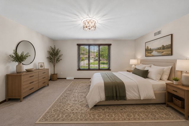 11S514 Webster Lane, Naperville, IL 60564