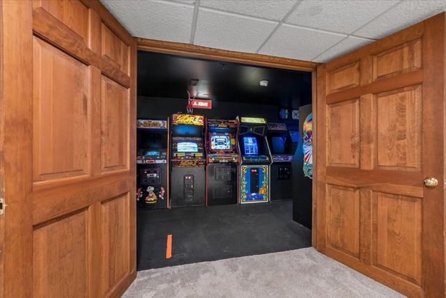 11S514 Webster Lane, Naperville, IL 60564