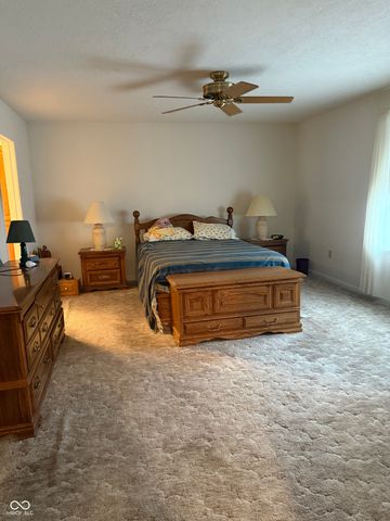 2707 Main Street, Elwood, IN 46036