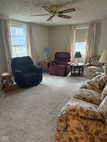 2707 Main Street, Elwood, IN 46036