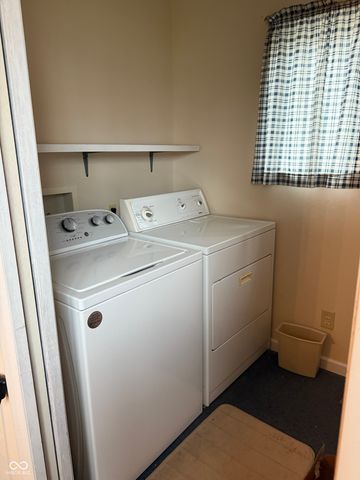 2707 Main Street, Elwood, IN 46036