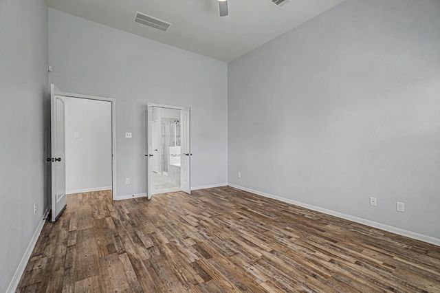 4022 Cypress Point Drive, Mont Belvieu, TX 77523