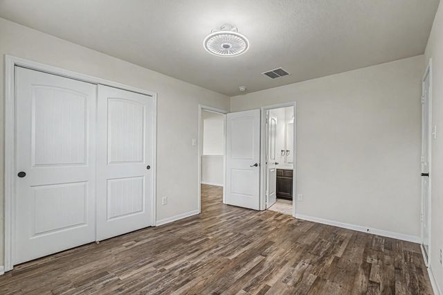 4022 Cypress Point Drive, Mont Belvieu, TX 77523
