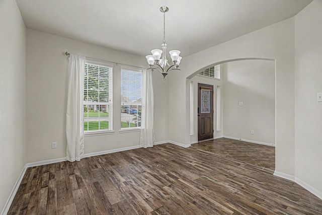 4022 Cypress Point Drive, Mont Belvieu, TX 77523