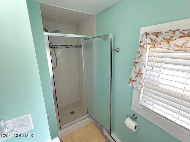 33 E Bonita Way, Lavallette, NJ 08735