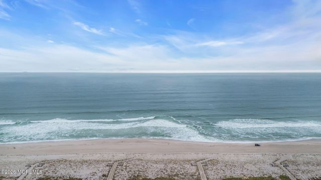 33 E Bonita Way, Lavallette, NJ 08735