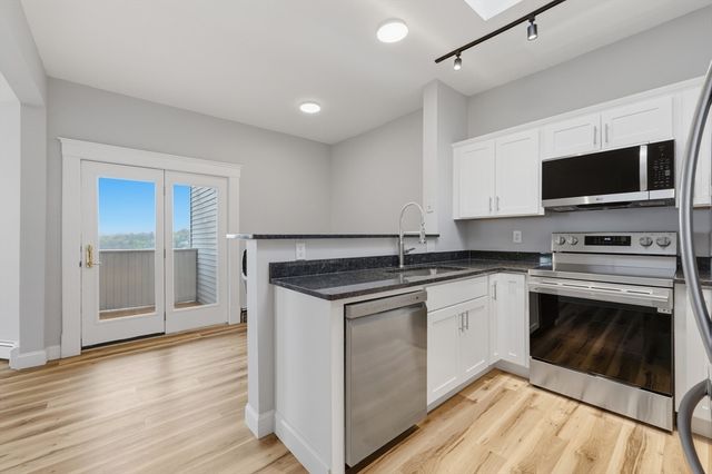 178 Lincoln Street A15, Worcester, MA 01605