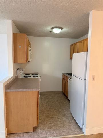 200 Market St 4505, Lowell, MA 01852