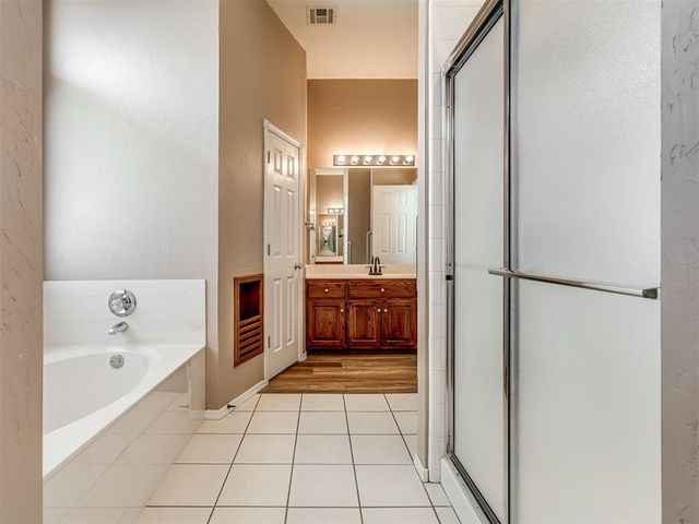 8308 NW 76th Street, Oklahoma City, OK 73132
