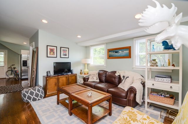 905 Fairwin Ave UPPER, Nashville, TN 37216