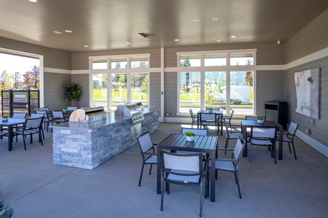 3067 NE Brownstone Place, Bend, OR 97701