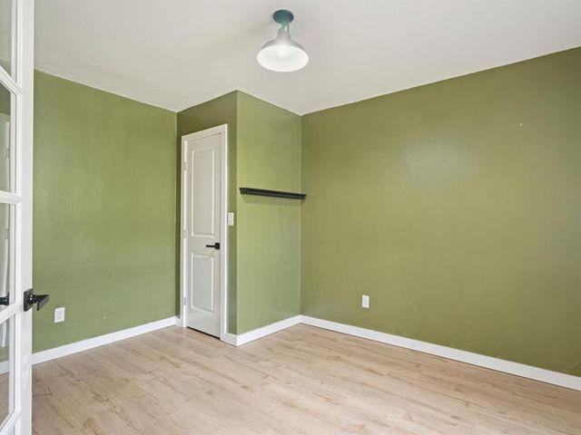 6801 Trenton Road, Nichols Hills, OK 73116