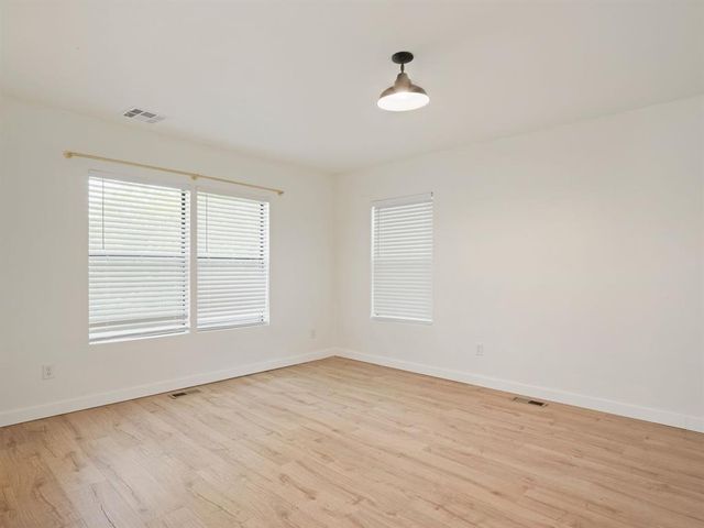 6801 Trenton Road, Nichols Hills, OK 73116
