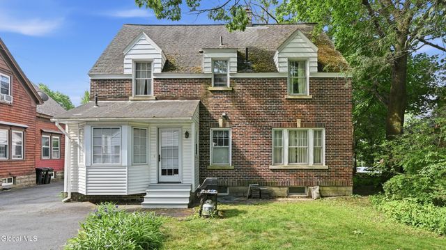 1169 Oxford Place, Schenectady, NY 12308