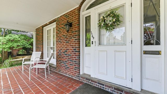 1169 Oxford Place, Schenectady, NY 12308