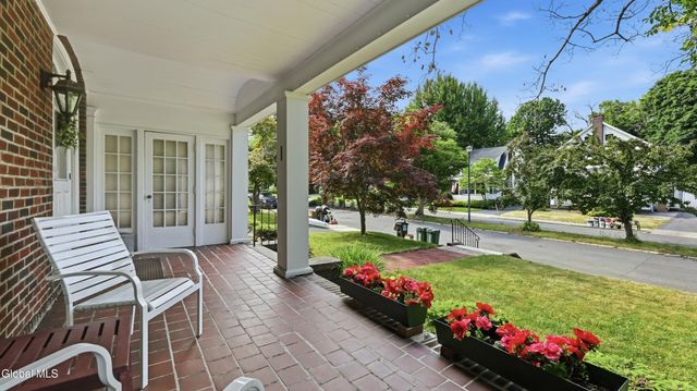 1169 Oxford Place, Schenectady, NY 12308