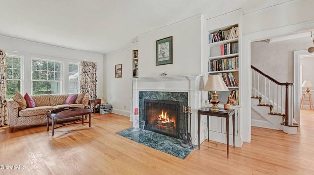 1169 Oxford Place, Schenectady, NY 12308