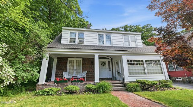 1169 Oxford Place, Schenectady, NY 12308