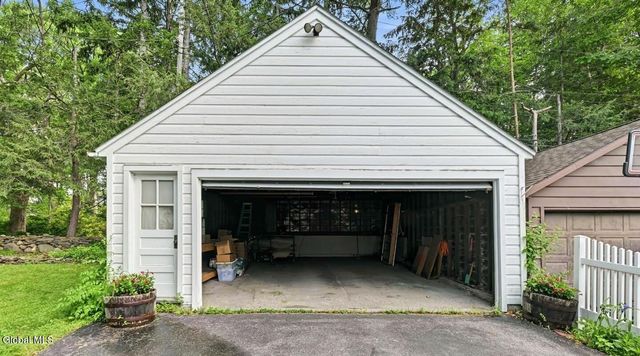 1169 Oxford Place, Schenectady, NY 12308
