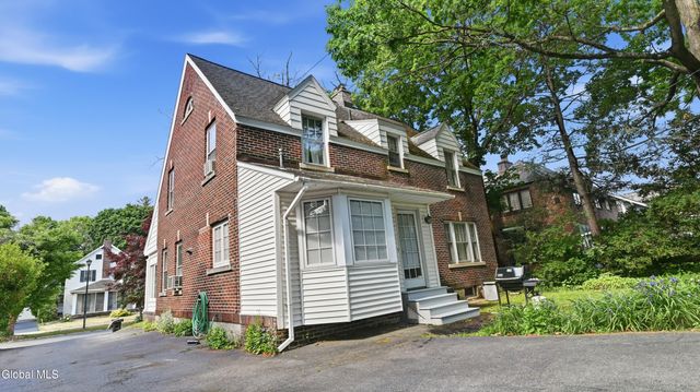 1169 Oxford Place, Schenectady, NY 12308