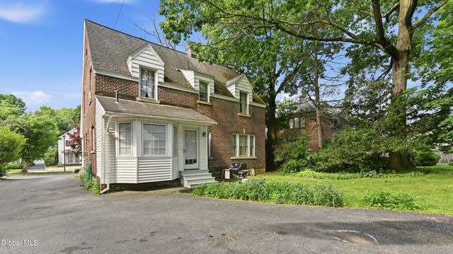 1169 Oxford Place, Schenectady, NY 12308