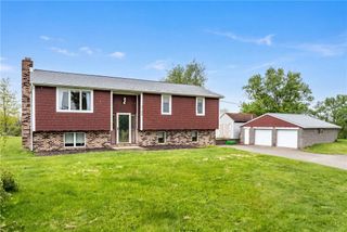 3193 Old Oakdale Rd, South Fayette, PA 15057