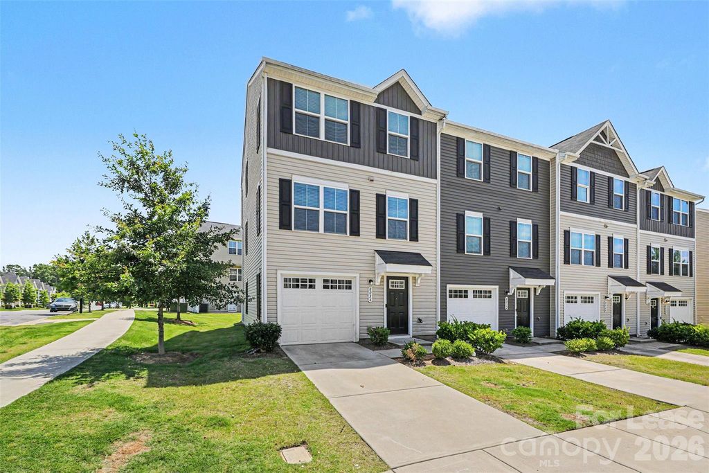 8036 Lanyard Terrace, Charlotte, NC 28269