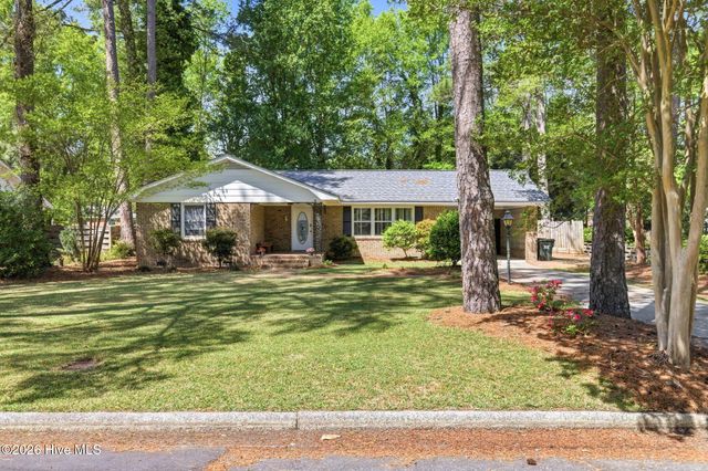235 Oak Street, Wallace, NC 28466