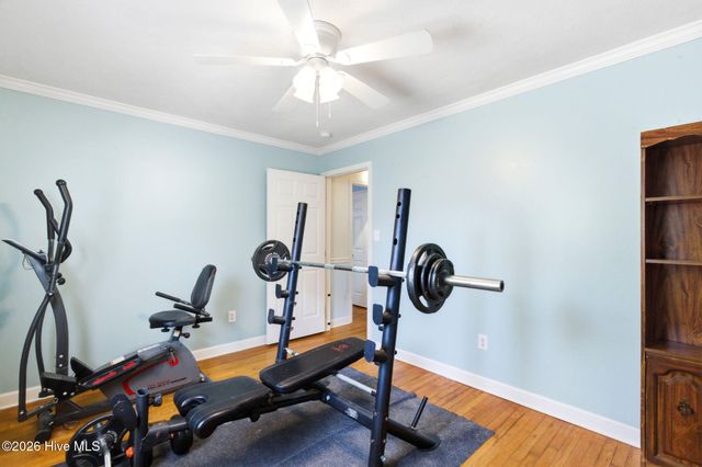 235 Oak Street, Wallace, NC 28466