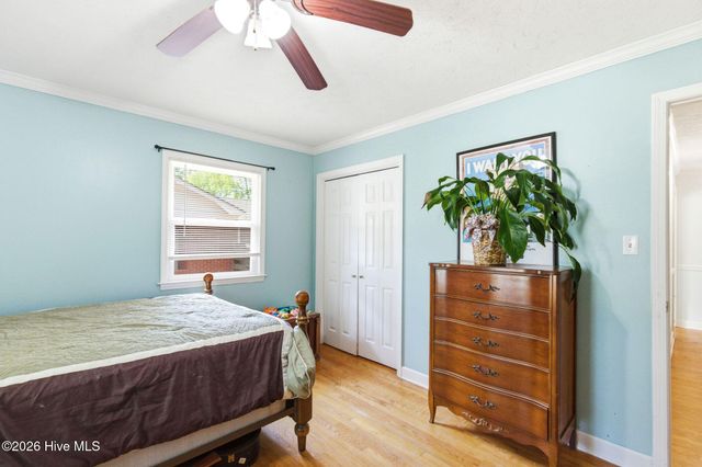 235 Oak Street, Wallace, NC 28466