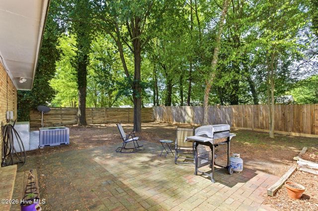 235 Oak Street, Wallace, NC 28466