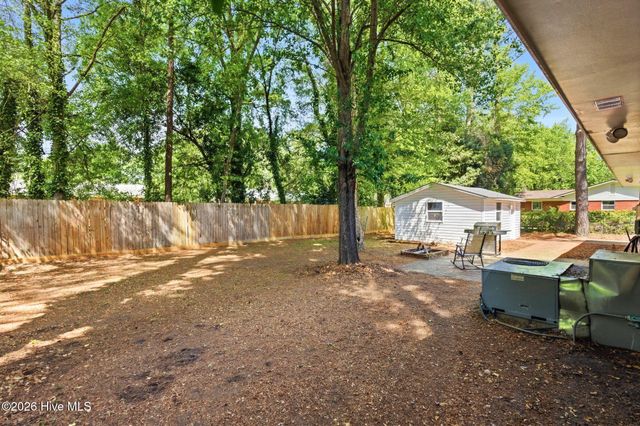 235 Oak Street, Wallace, NC 28466