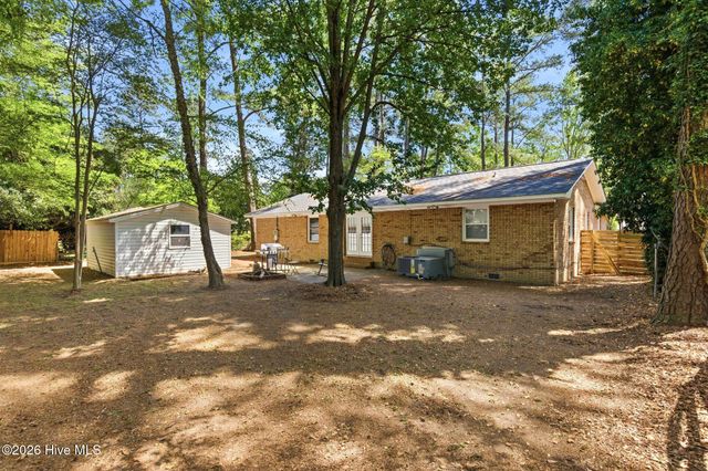 235 Oak Street, Wallace, NC 28466