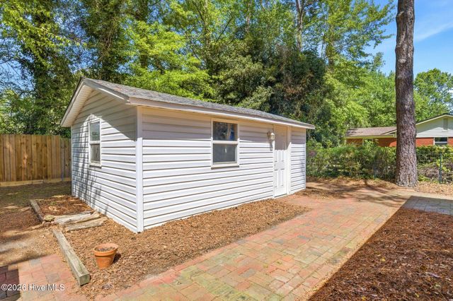 235 Oak Street, Wallace, NC 28466